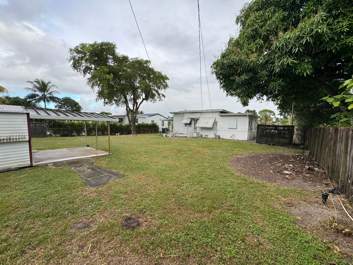 230 NW 148th St MIAMI, FL 33168