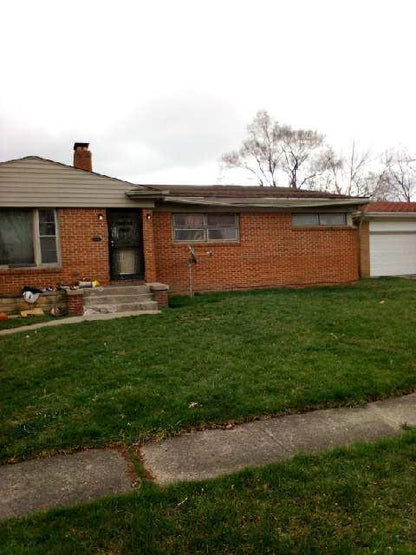 1839 Owen St, Flint, MI 48503